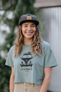 Women's Short Sleeve VW Bus Crop T-shirt | California 89