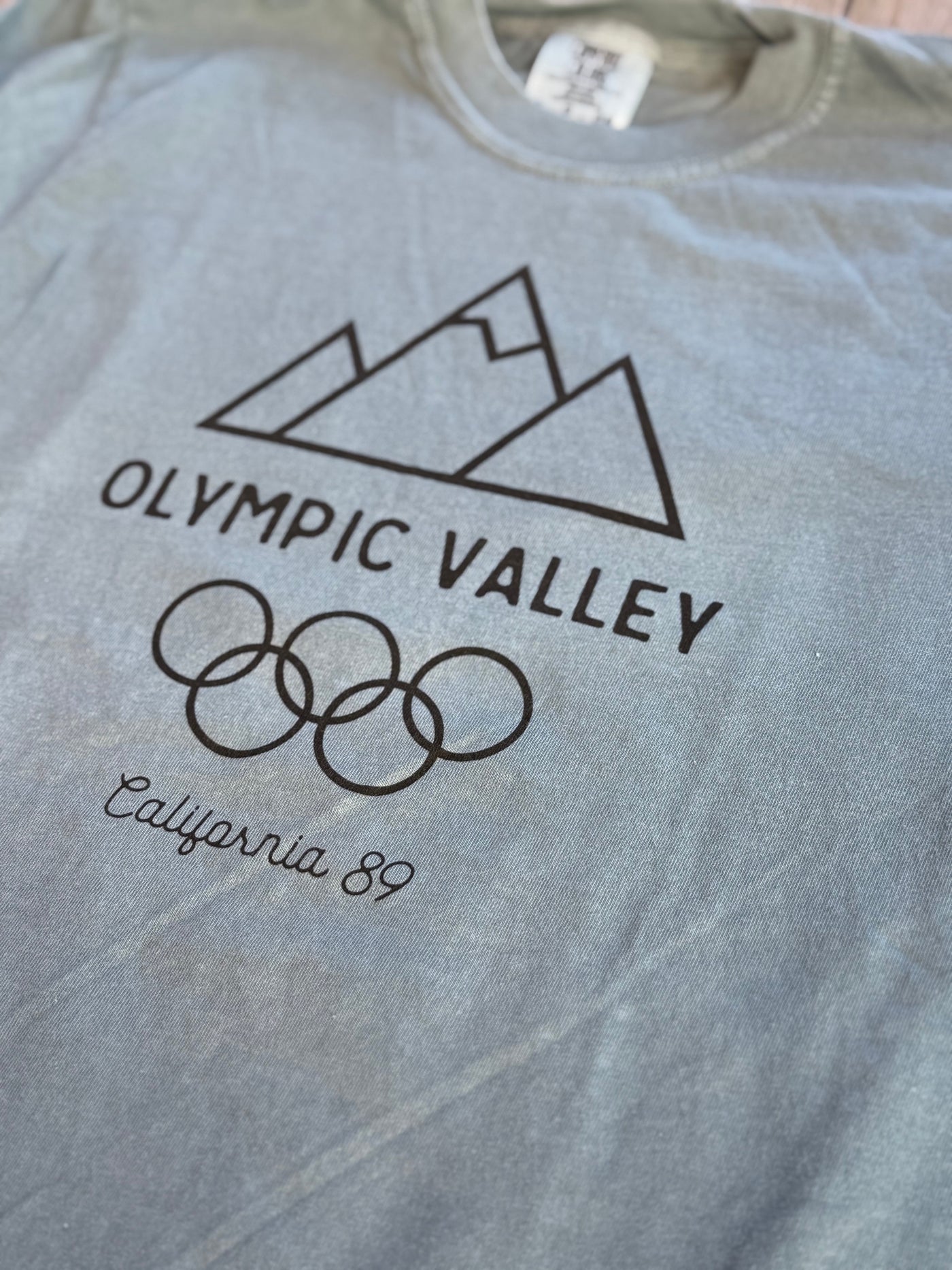 Unisex Long Sleeve Olympic Valley T-shirt | California 89