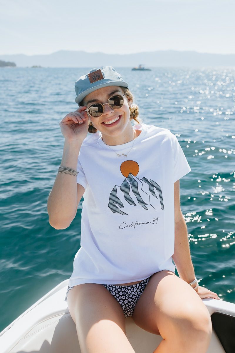 Women's Short Sleeve Mountain Sunrise T-shirt | California 89
