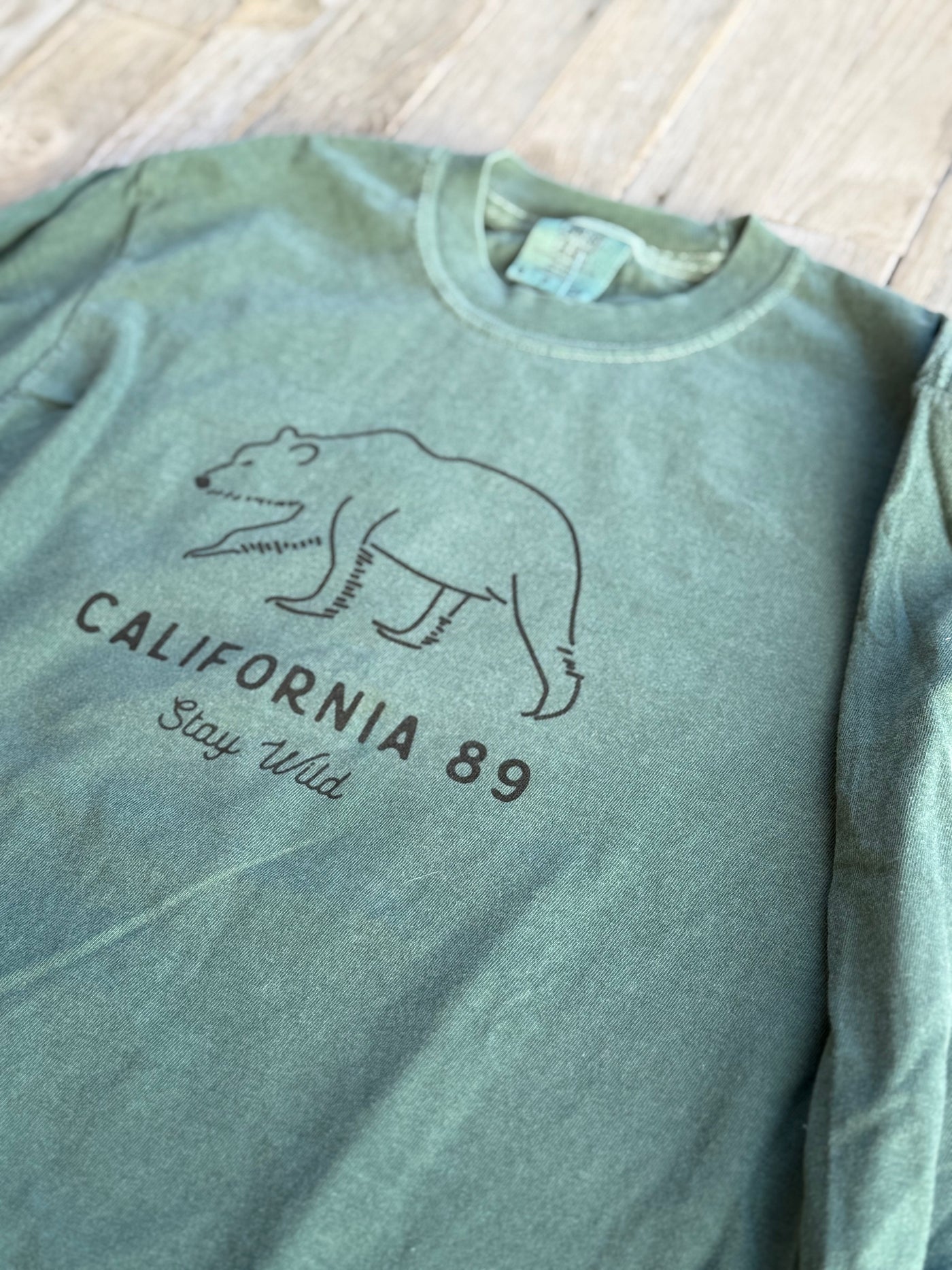 Unisex Long Sleeve Stay Wild T-shirt | California 89