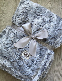 Keikico Throw Blanket | California 89