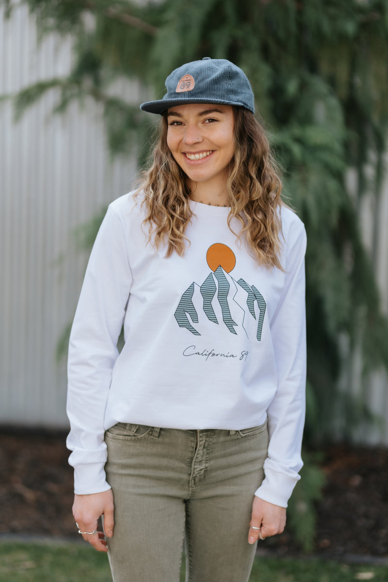 Women's Long Sleeve Mountain Sunrise T-shirt | California 89