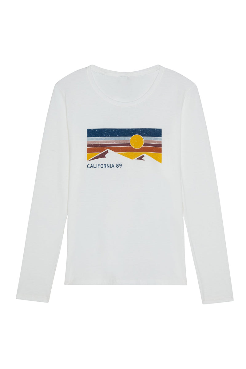 Women's Long Sleeve Sky and Mountain T-shirt | California 89
